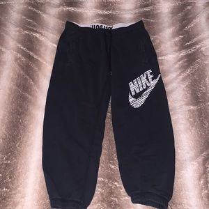 Nike Black Capri Jogger Pants